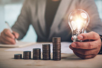 Pražská energetika od listopadu zlevní cenu dodávek pro domácnosti, u elektřiny až o 10 % a u plynu až o 8 %